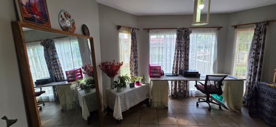 4 Bedroom Property for Sale in Miederpark North West